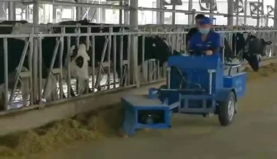 Elektrischer Futterschieber für Milchviehbetriebe mit Schaufel für Ziegen-/Kuh-/Rinderfarm